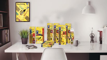 Verschiedene Produkte von Staedtler im Jubiläums-Design