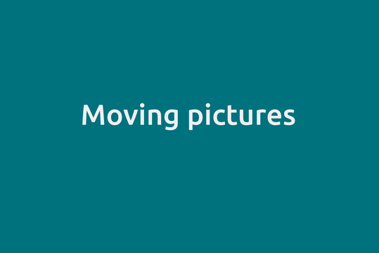 da kapo Leistung Moving Pictures: Text auf farbiger Fläche 