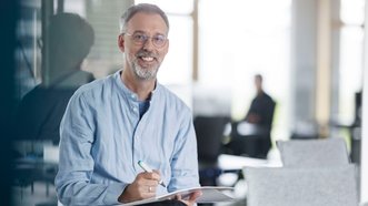 Ein Portrait des Kommunikationsdesigners Stephan Kreuzer