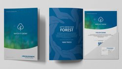 Informationen zur Treedom Aktion von Freudenberg Performance Materials in Form eines Flyers und einer Mappe. 